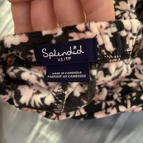 flower sweat pants size xs may fit bigger - Picture 3 of 3